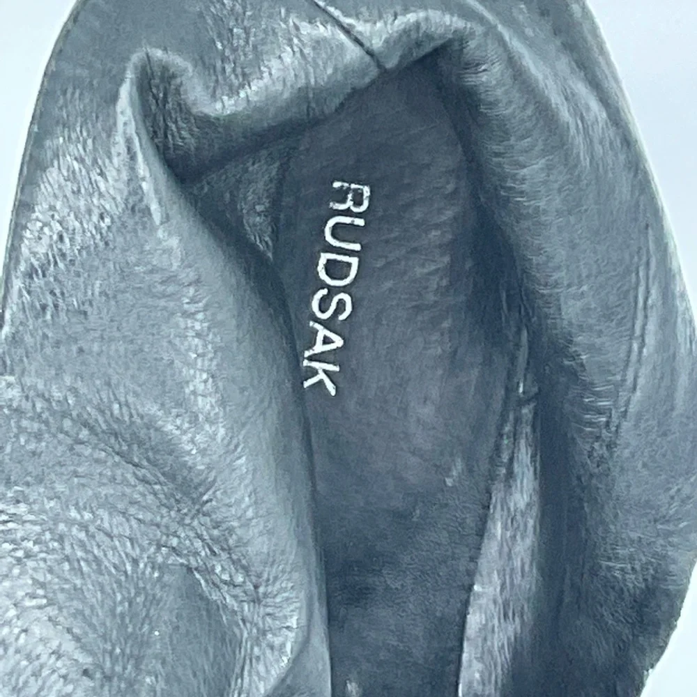 “RUDSAK” “TOTEM” Black Leather Zippered Ankle Boots. - Picture 13 of 16